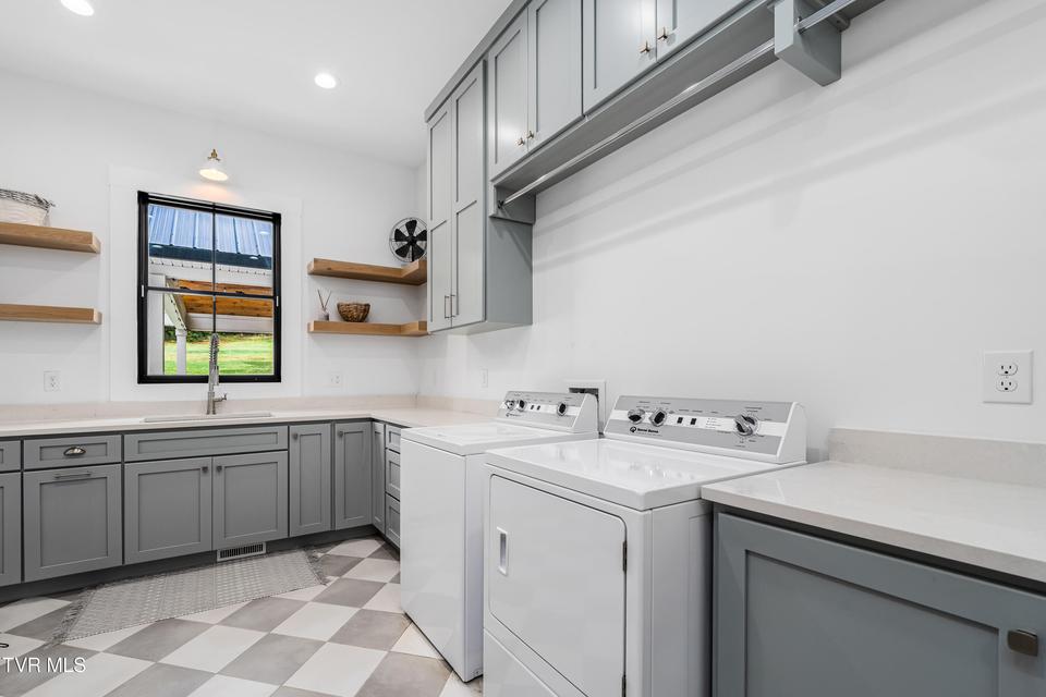 Photo #56: 2333 Rock Springs Road