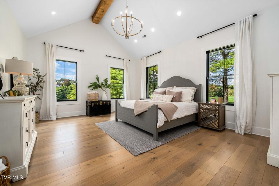 Photo #61: 2333 Rock Springs Road