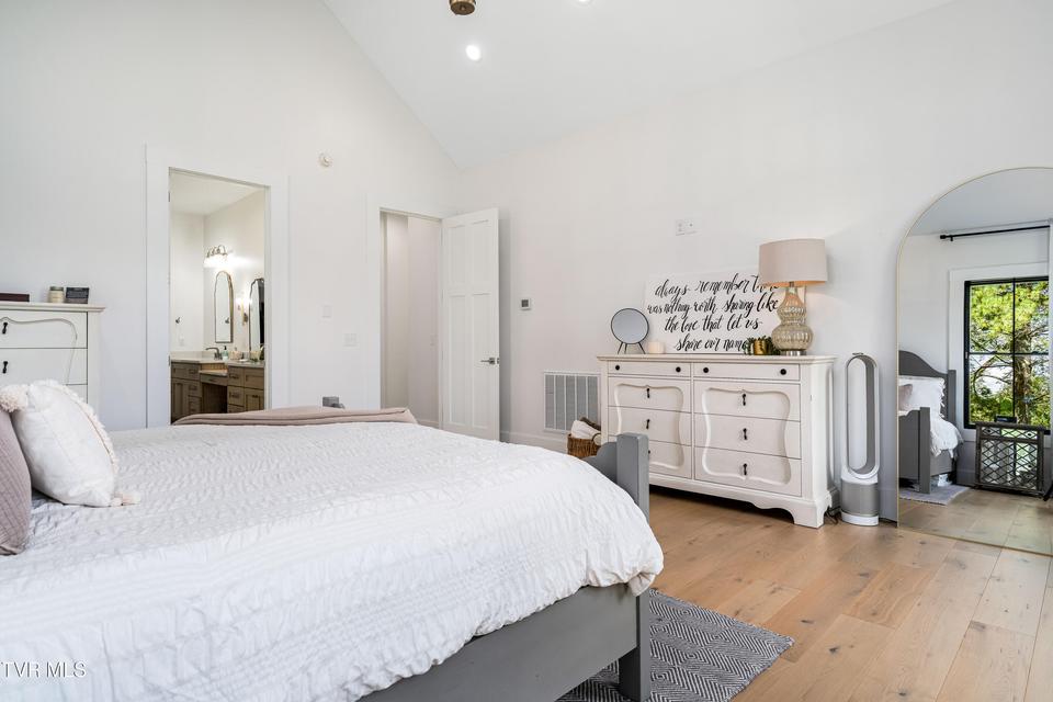 Photo #62: 2333 Rock Springs Road