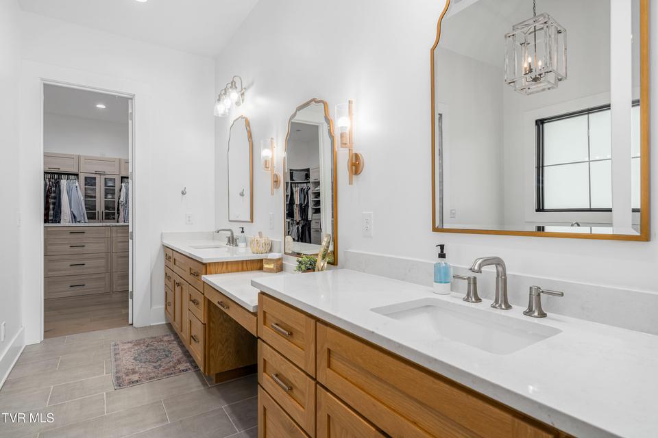 Photo #70: 2333 Rock Springs Road