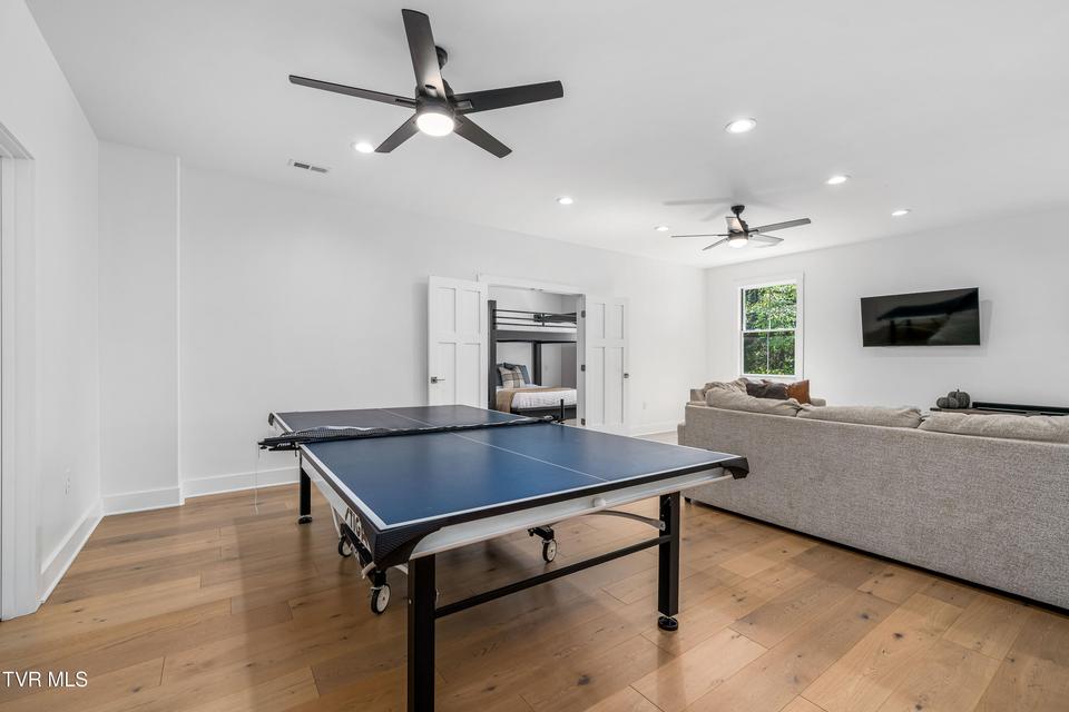 Photo #79: 2333 Rock Springs Road