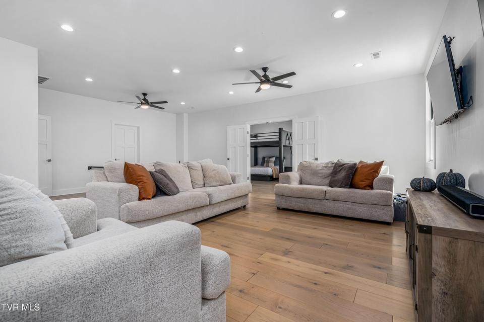 Photo #80: 2333 Rock Springs Road