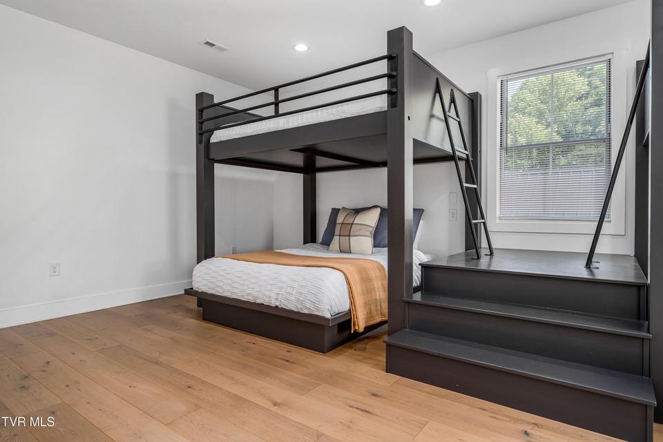 Photo #81: 2333 Rock Springs Road