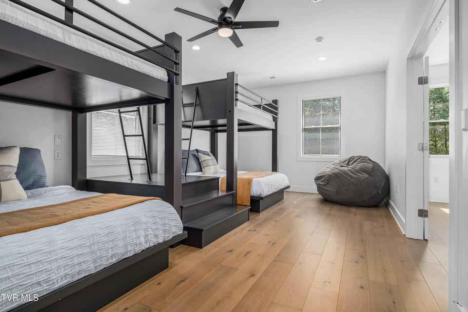 Photo #82: 2333 Rock Springs Road