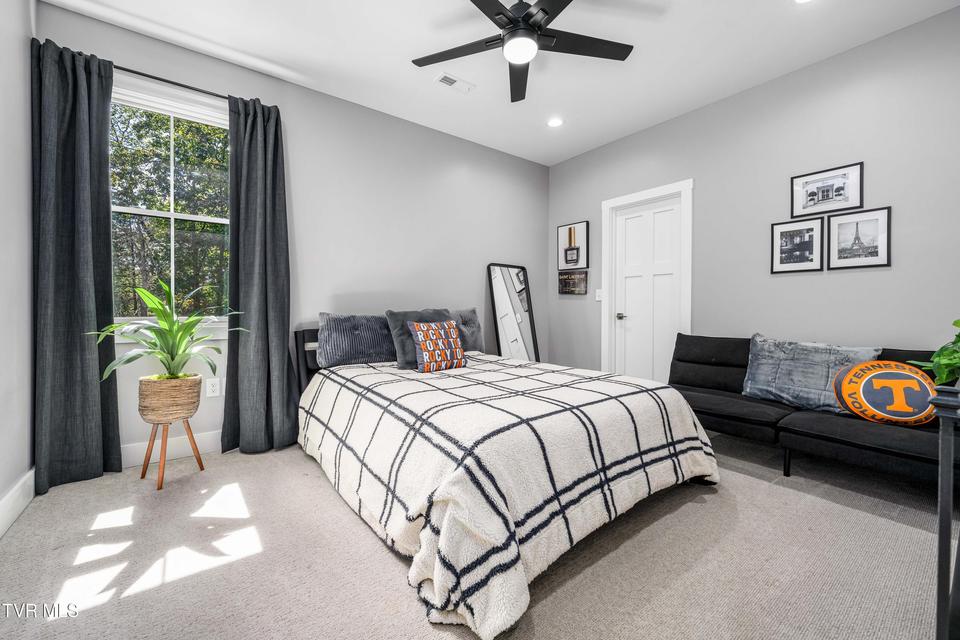 Photo #85: 2333 Rock Springs Road