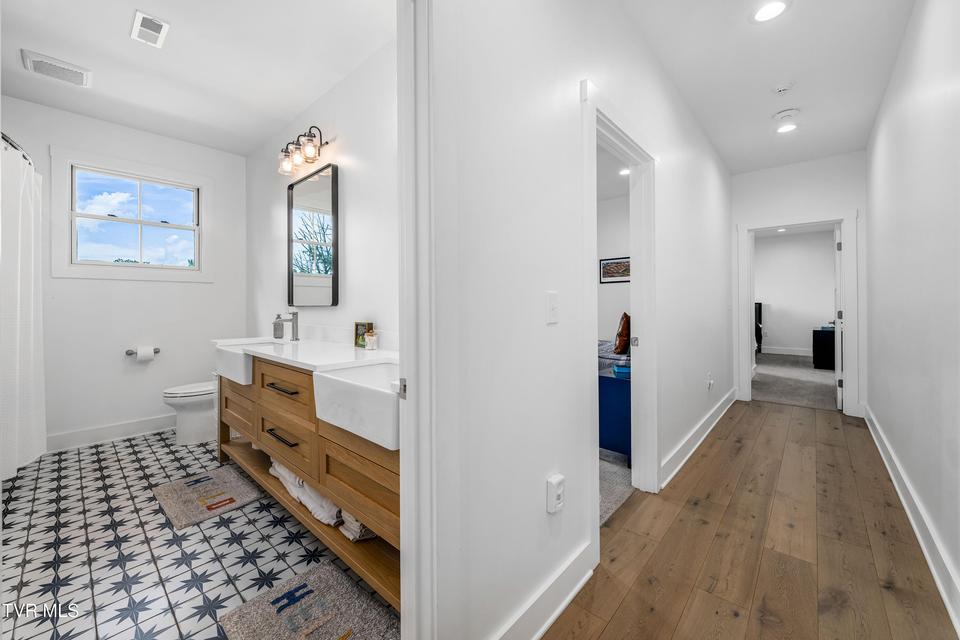 Photo #83: 2333 Rock Springs Road