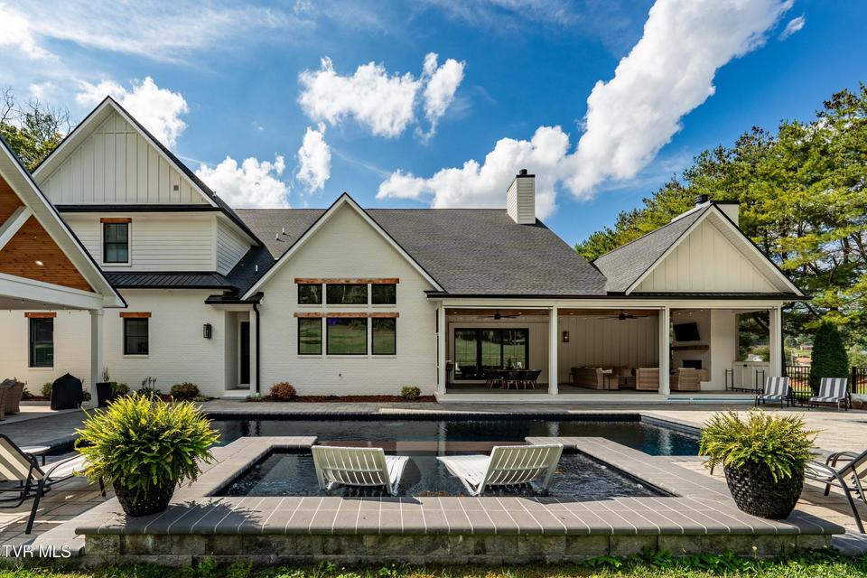 Photo #7: 2333 Rock Springs Road