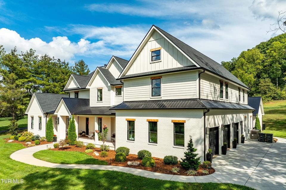 Photo #4: 2333 Rock Springs Road