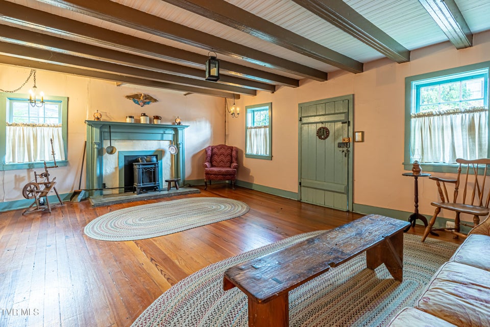 Photo #6: 303 Main Street