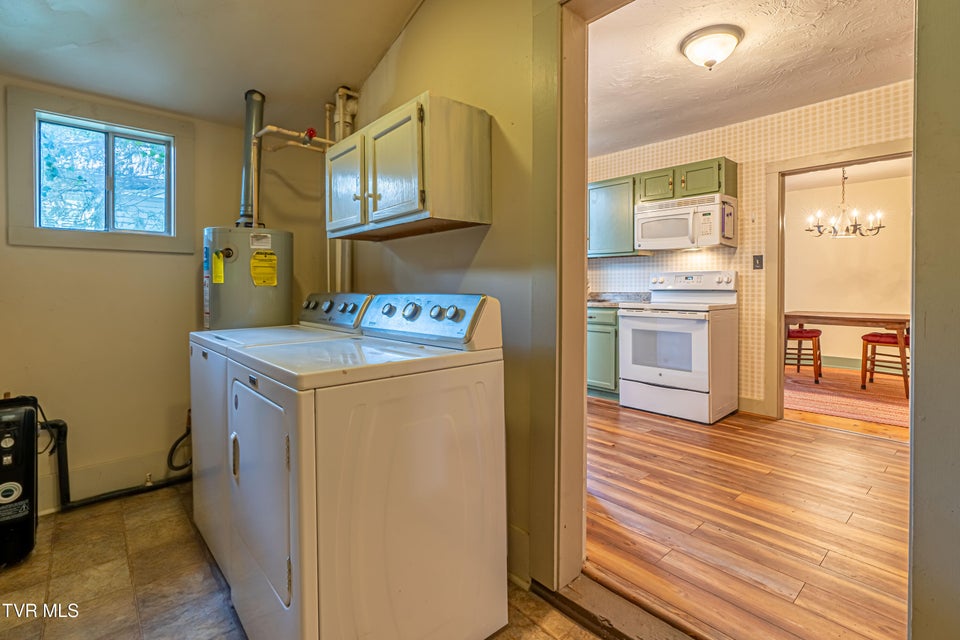 Photo #18: 303 Main Street