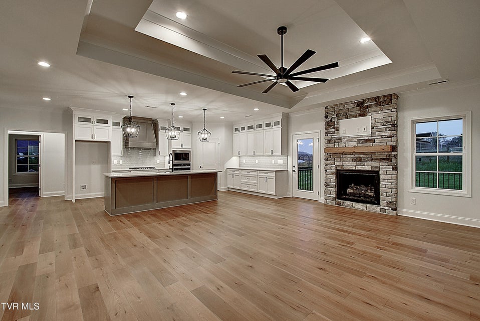 Photo #7: 51 Glaze Farm Way
