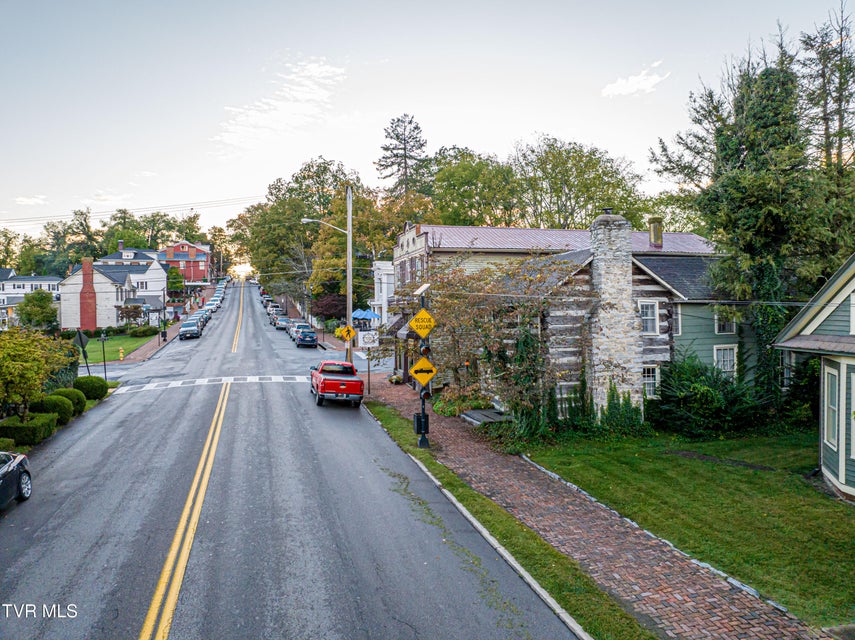 Photo #40: 303 Main Street