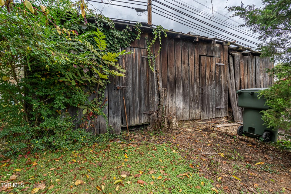 Photo #50: 303 Main Street