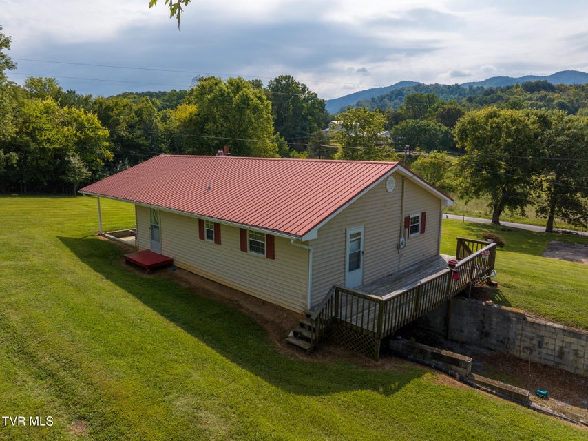 Photo #13: 60 Dyer Road