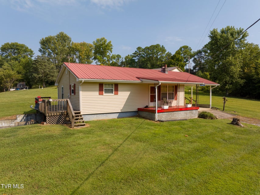 Photo #10: 60 Dyer Road