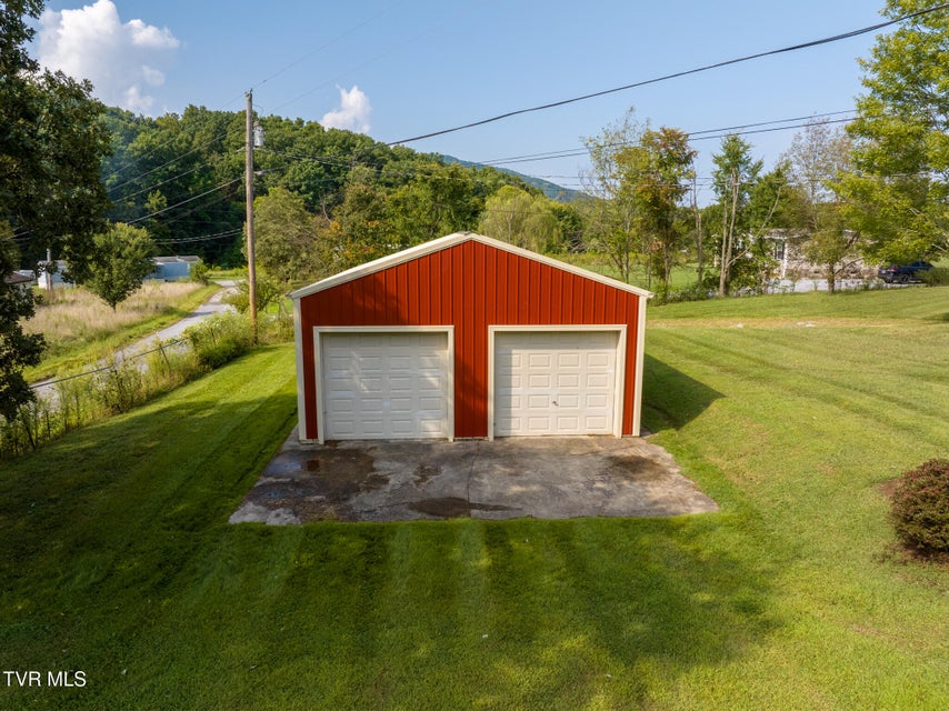 Photo #11: 60 Dyer Road