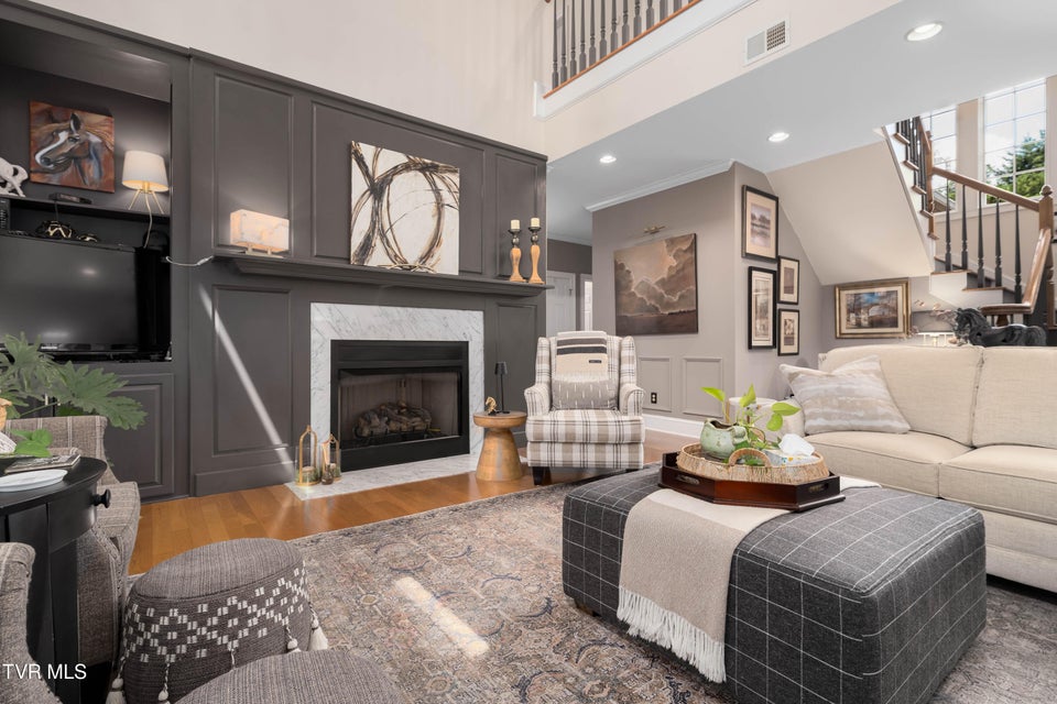 Photo #11: 102 Willow Creek Lane