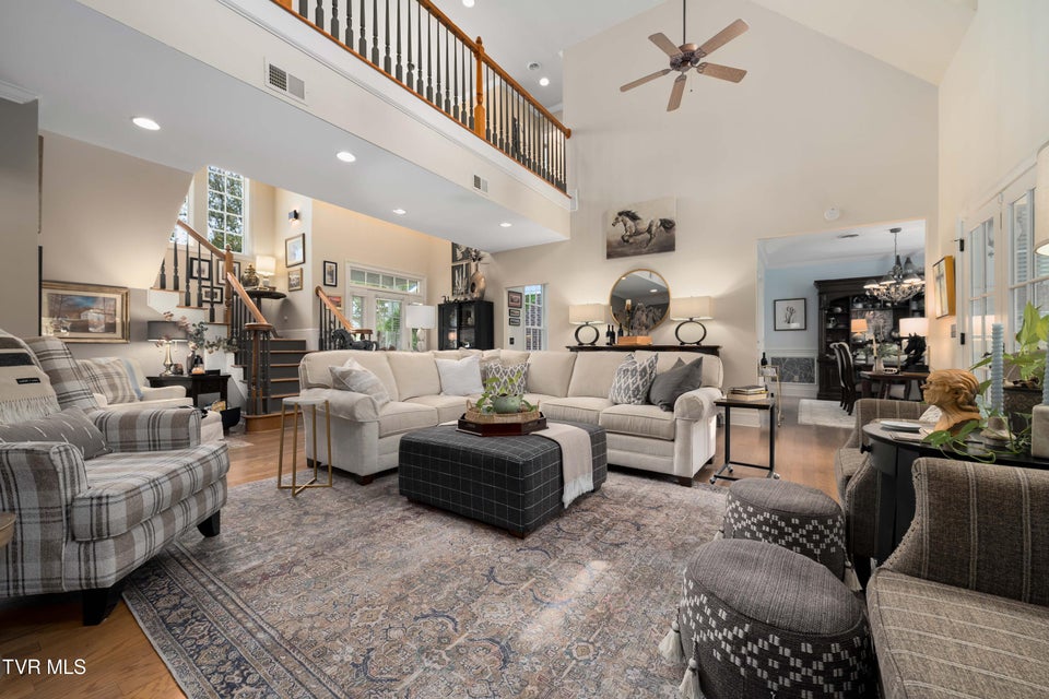 Photo #12: 102 Willow Creek Lane