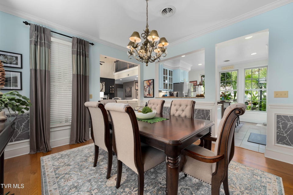 Photo #17: 102 Willow Creek Lane