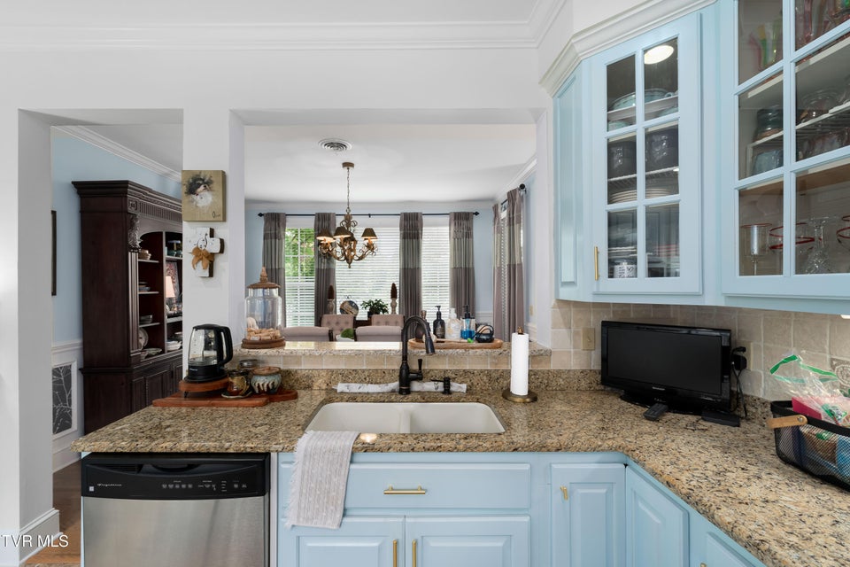 Photo #19: 102 Willow Creek Lane