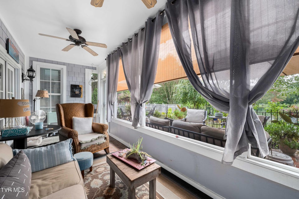 Photo #23: 102 Willow Creek Lane