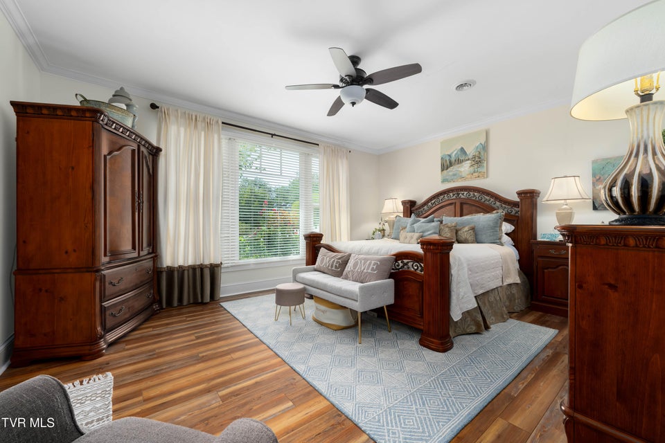 Photo #27: 102 Willow Creek Lane