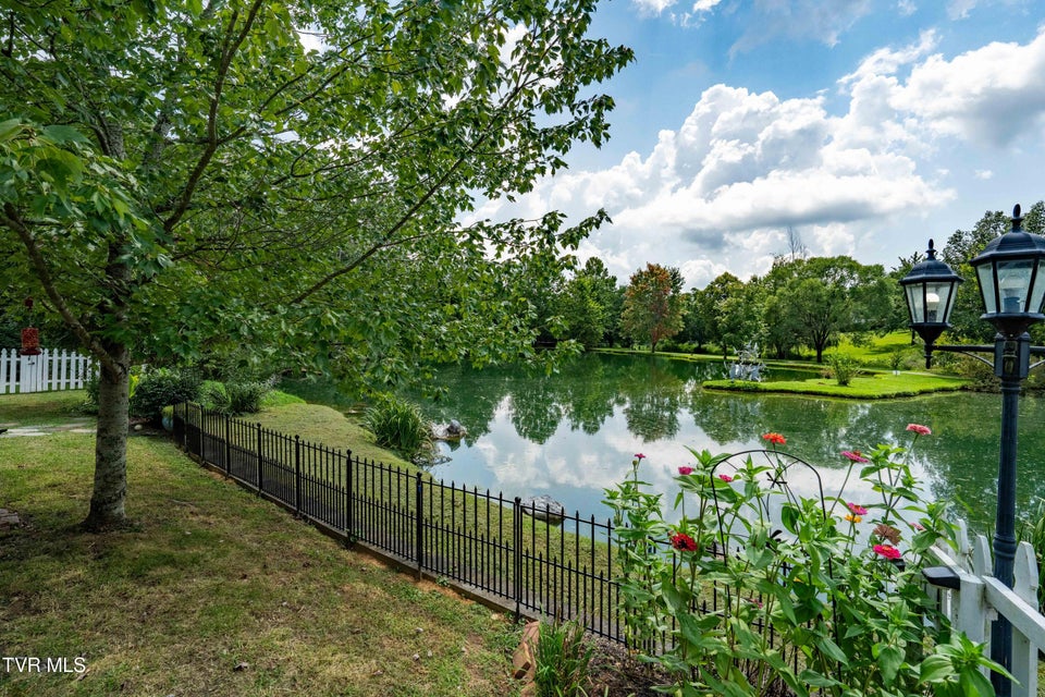 Photo #58: 102 Willow Creek Lane