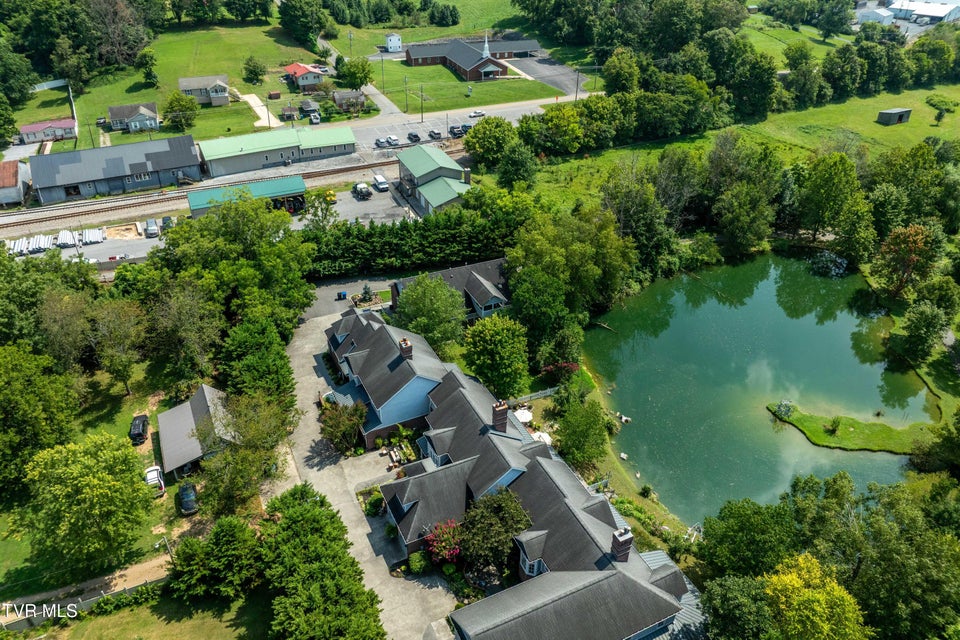 Photo #67: 102 Willow Creek Lane