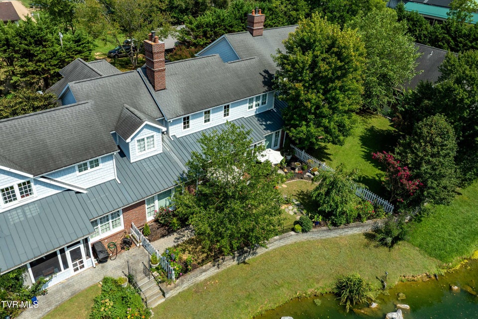 Photo #77: 102 Willow Creek Lane