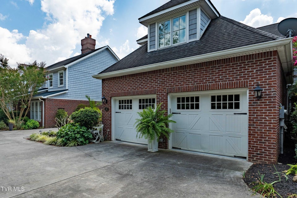 Photo #80: 102 Willow Creek Lane