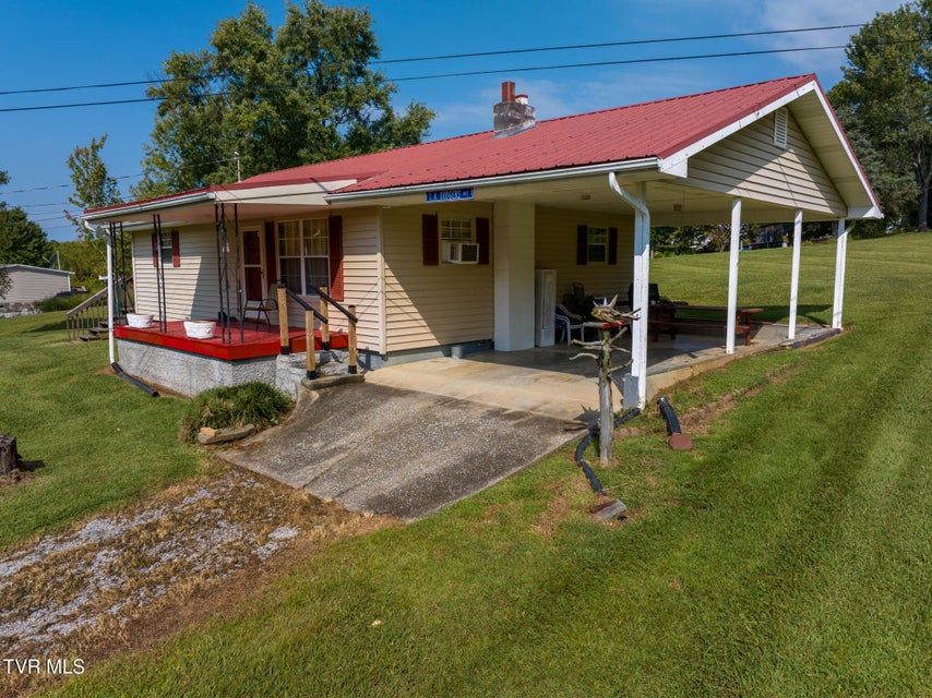 Photo #30: 60 Dyer Road