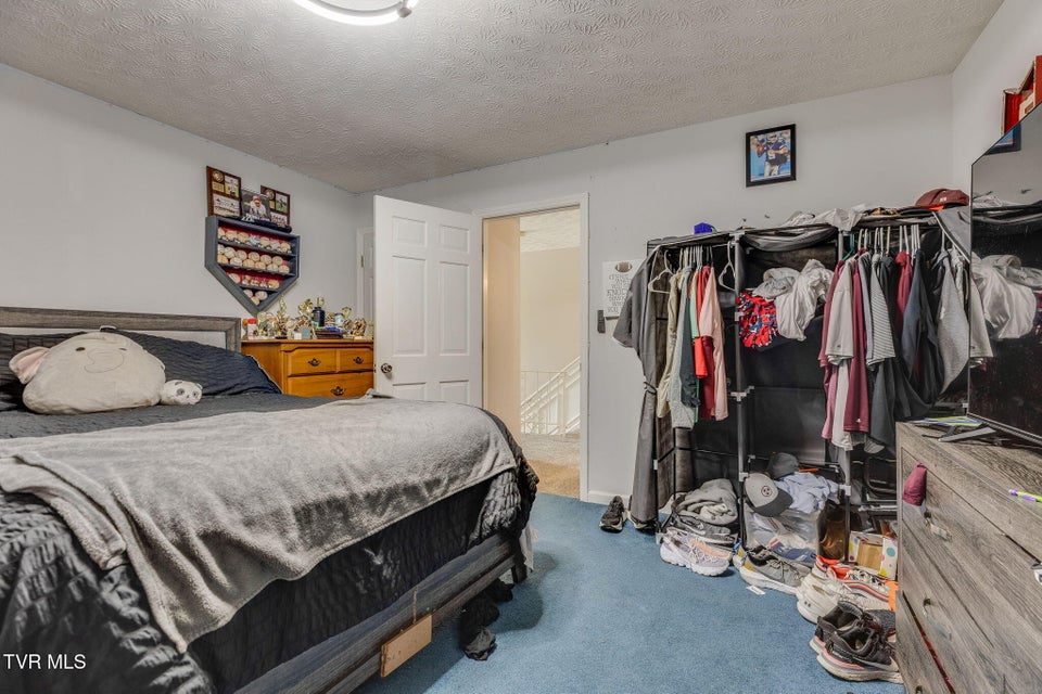 Photo #28: 1201 Meadow Lane