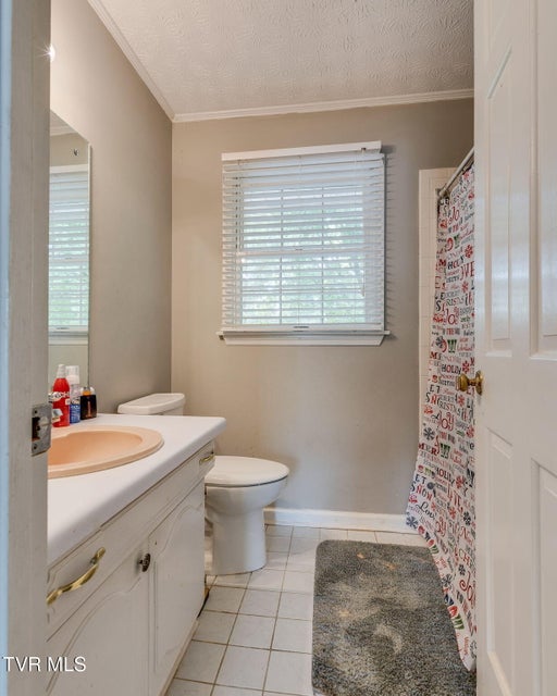 Photo #29: 1201 Meadow Lane