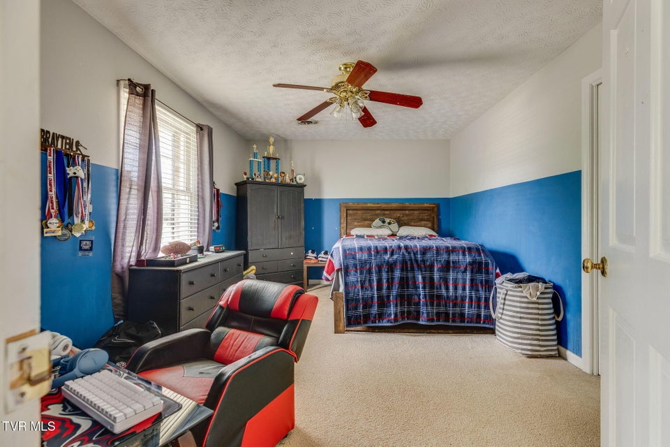 Photo #32: 1201 Meadow Lane