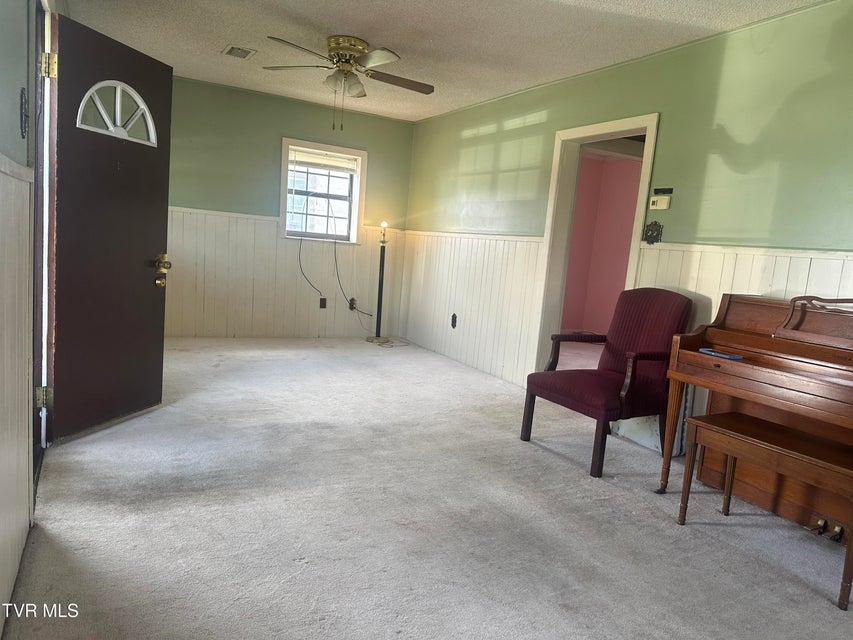 Photo #2: 1604 Dixon Street Street