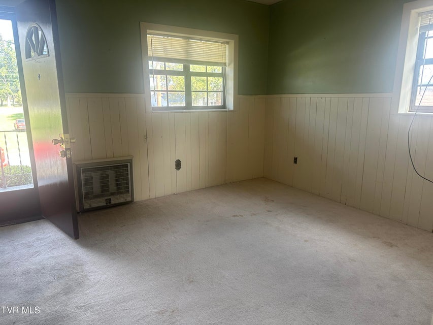 Photo #5: 1604 Dixon Street Street