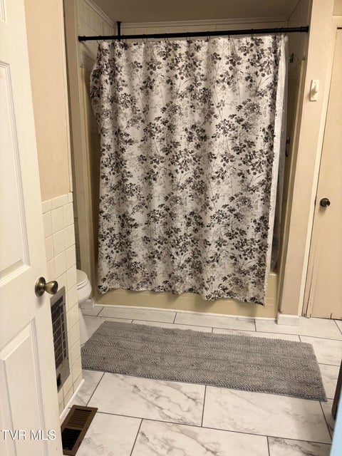 Photo #15: 2504 Elizabethton Highway