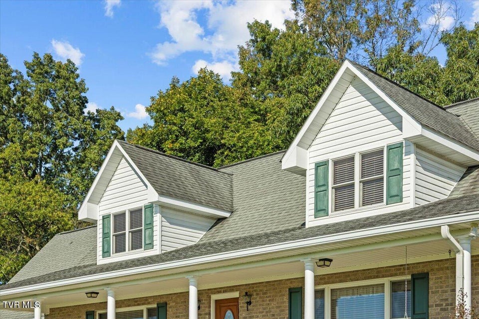 Photo #5: 963 Main Street