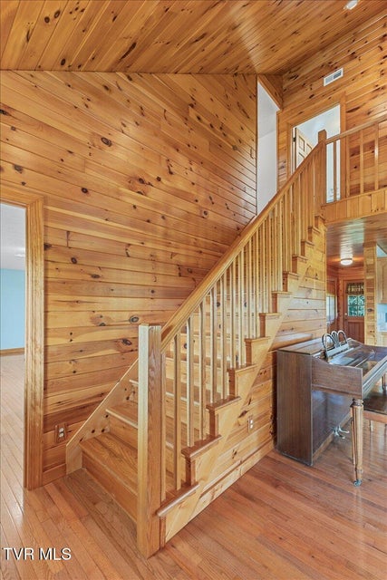 Photo #29: 963 Main Street