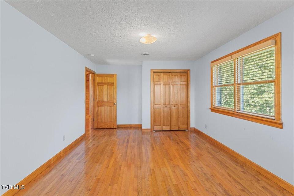 Photo #32: 963 Main Street