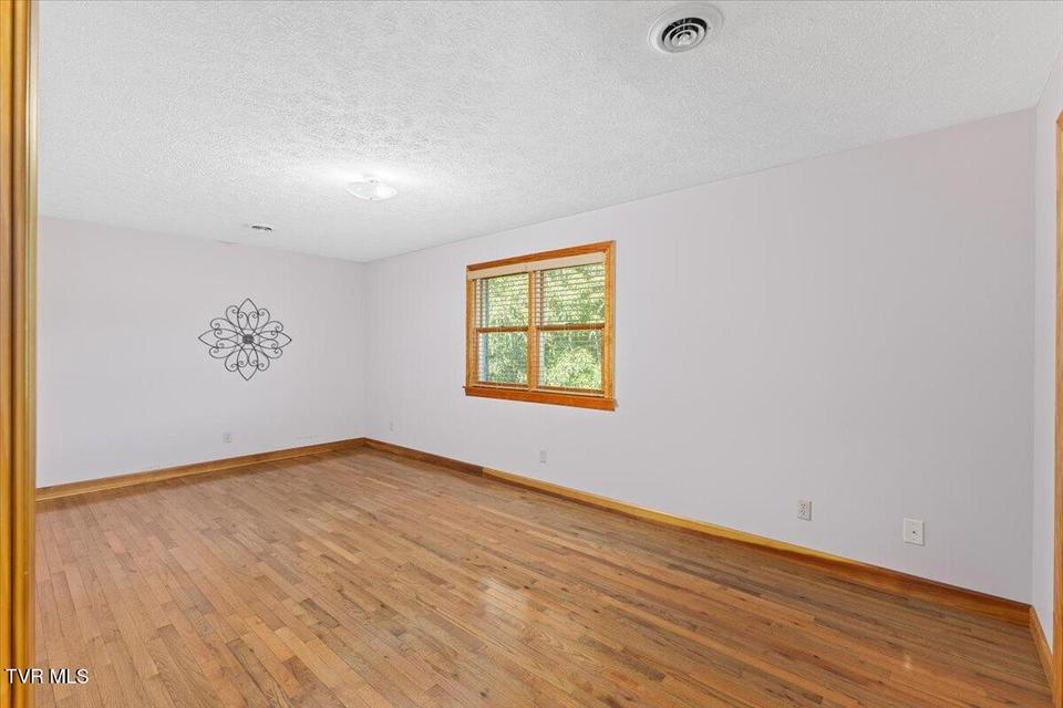 Photo #40: 963 Main Street