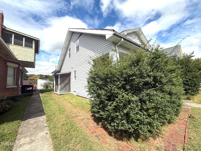 Photo #14: 607 Watauga Avenue