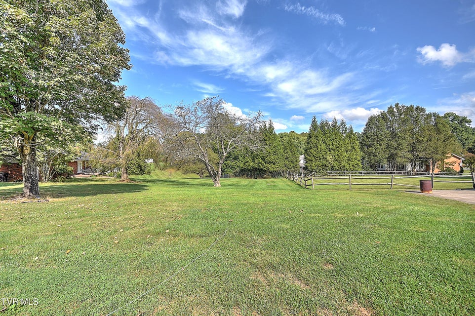 Photo #3: 464 Jonesboro Road