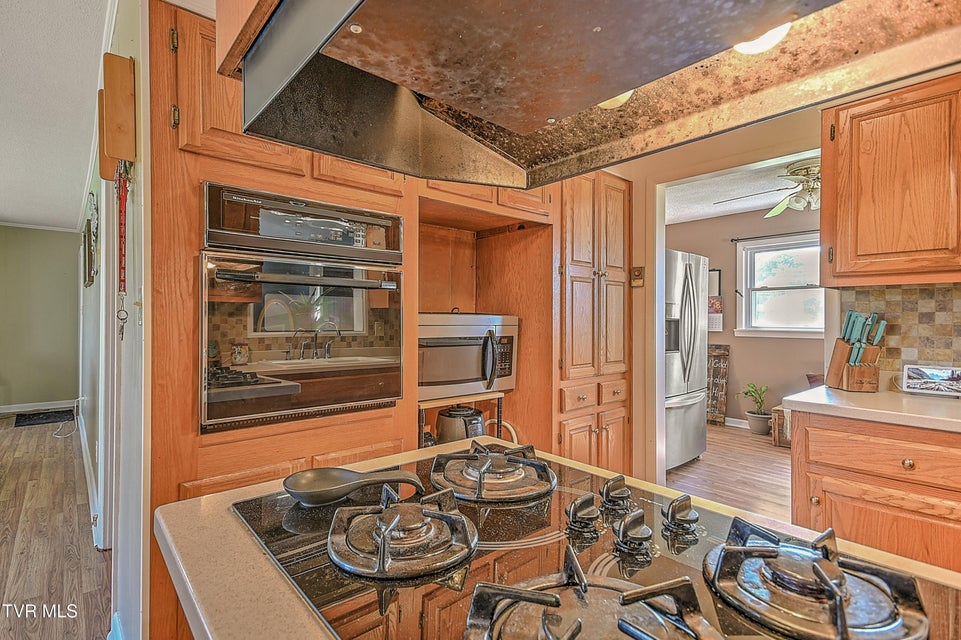 Photo #29: 464 Jonesboro Road