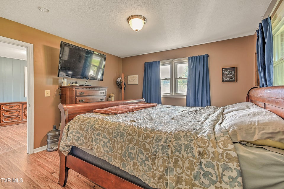 Photo #44: 464 Jonesboro Road