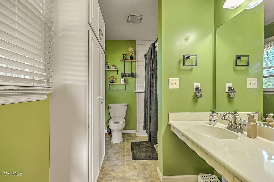 Photo #47: 464 Jonesboro Road