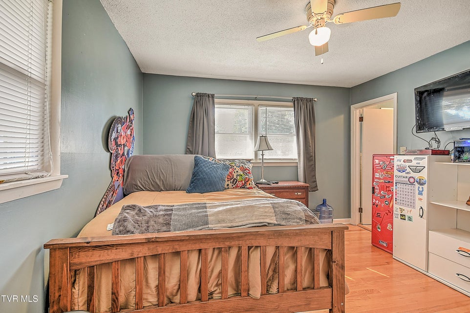 Photo #50: 464 Jonesboro Road