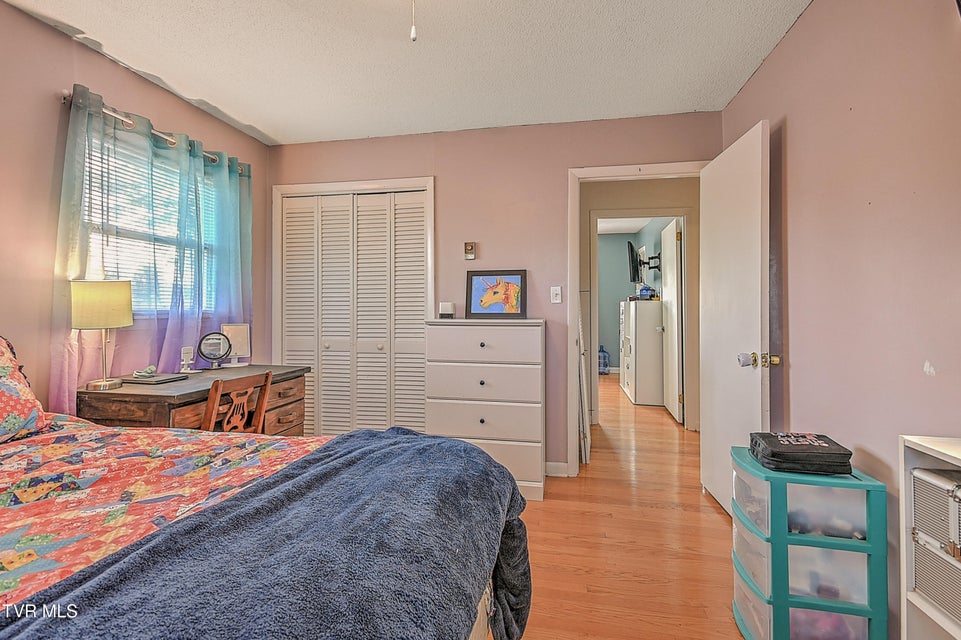 Photo #54: 464 Jonesboro Road