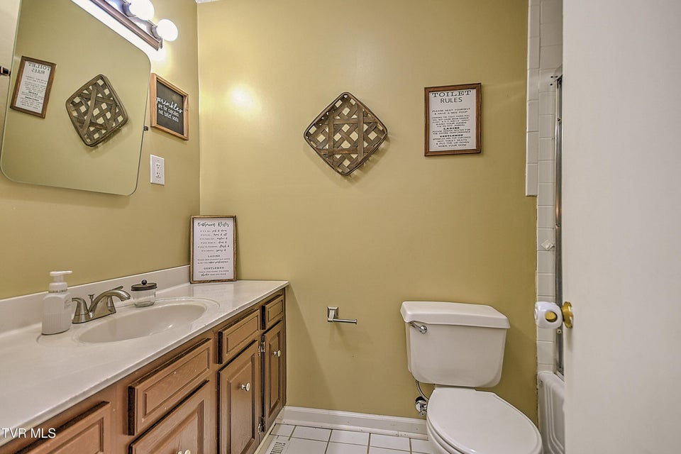 Photo #55: 464 Jonesboro Road