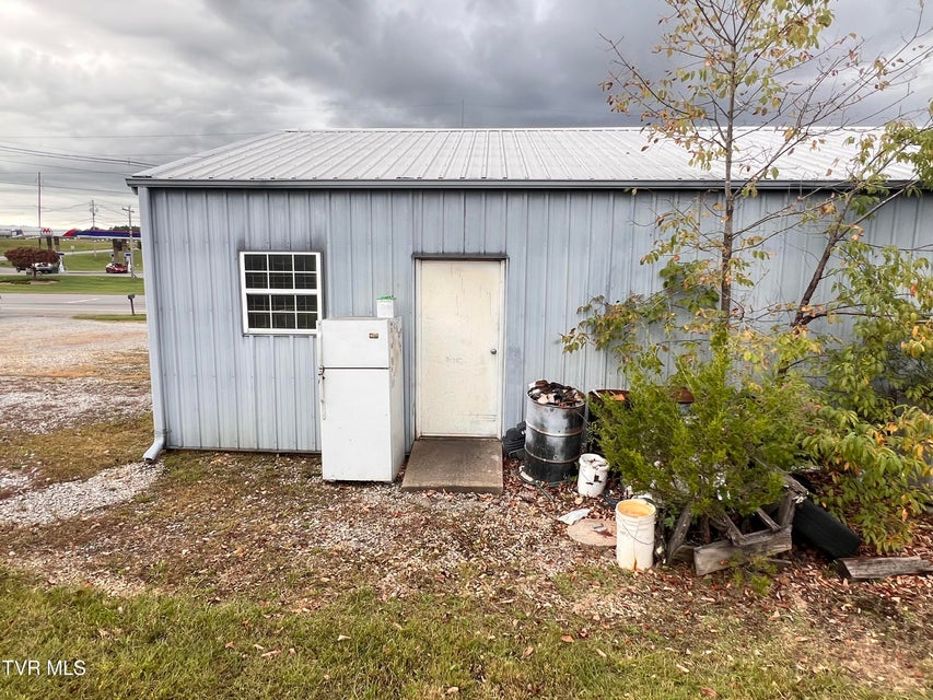 Photo #31: 1930 Snapps Ferry Road